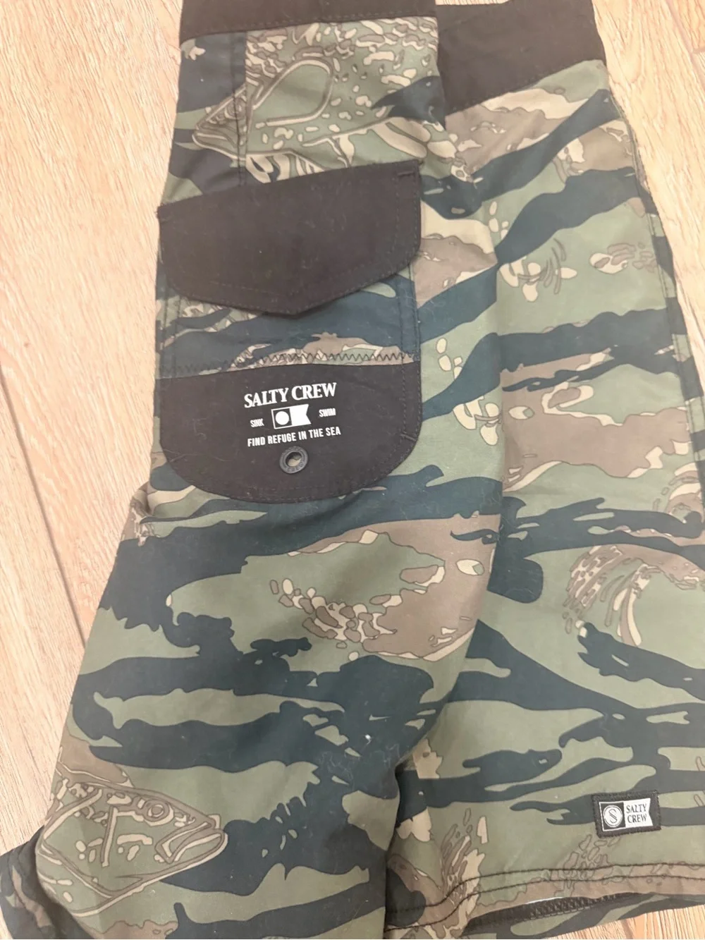 Quiksilver Boys Blue Tropical & Green Camo Swim Trunks Set